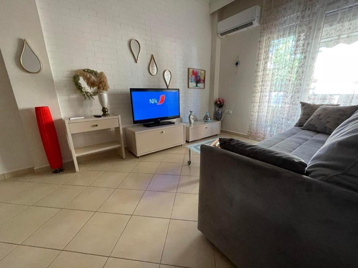 Brick Apartment Néa Péramos 外观 照片